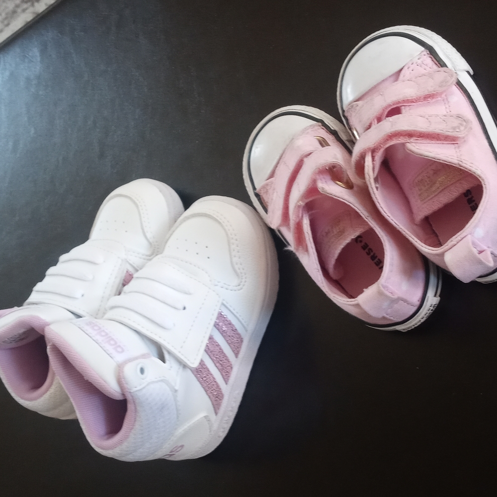 2 pairs of size 5 baby shoes